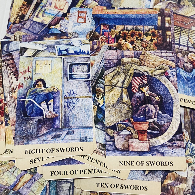シティラビリンス タロットカード 78枚組 英語版 ボードゲ - Board Game Live のレビューと価格